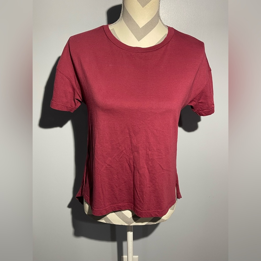 Red Fitted Short Sleeve Blouse
